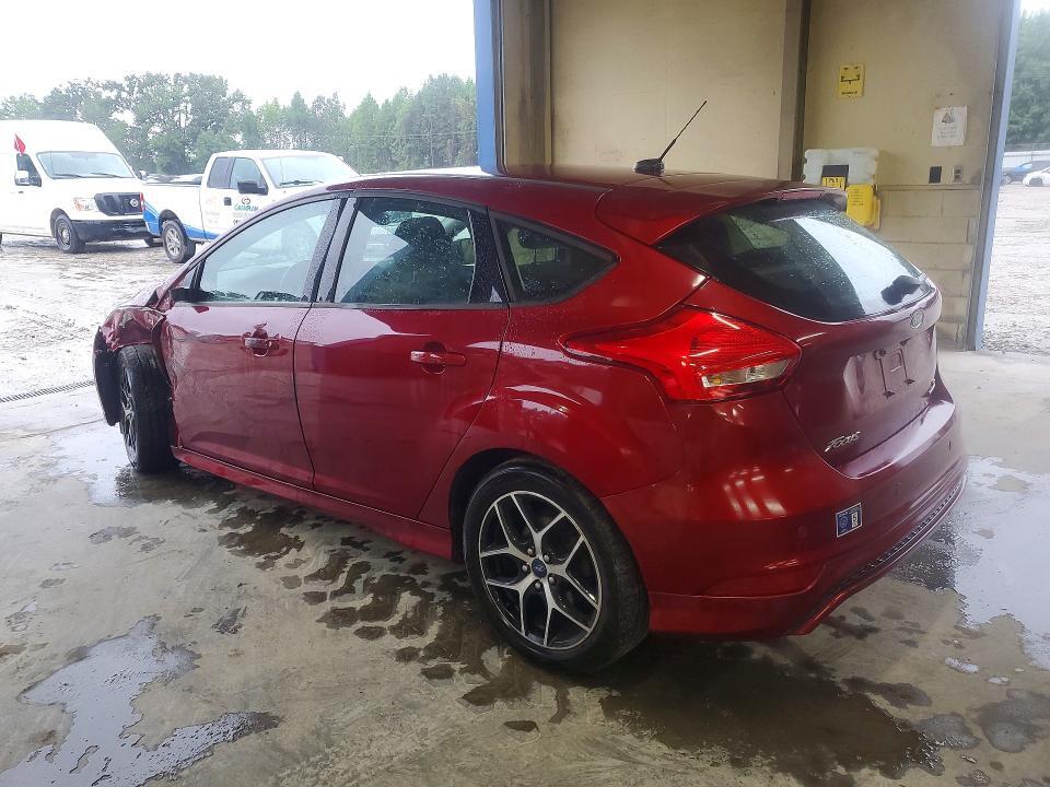 2015 FORD FOCUS SE — Фото 2 из 12