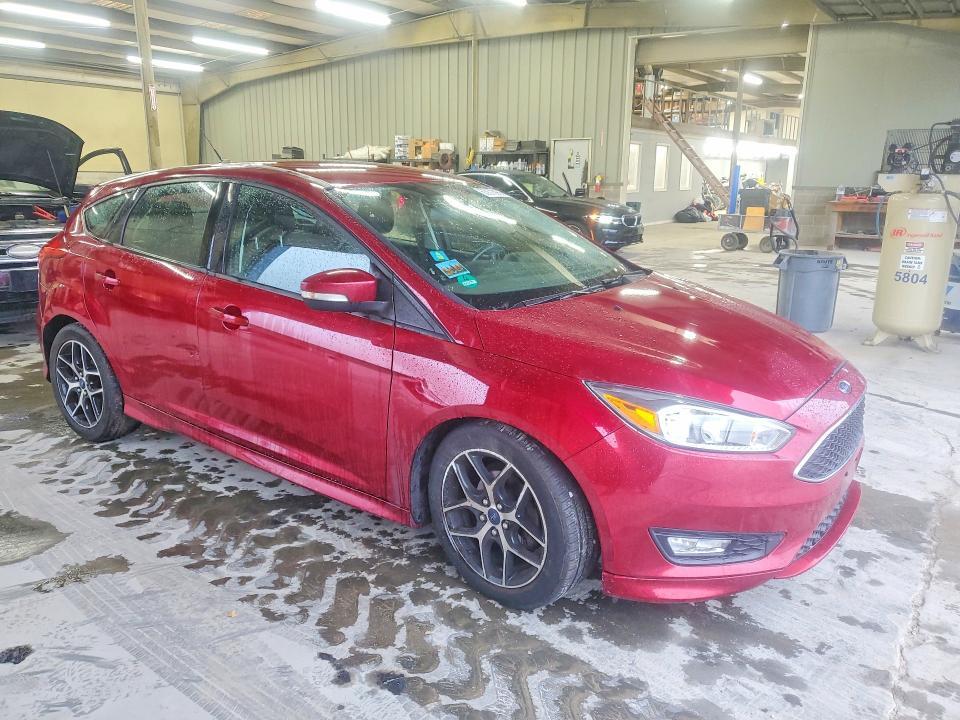 2015 FORD FOCUS SE — Фото 4 из 12
