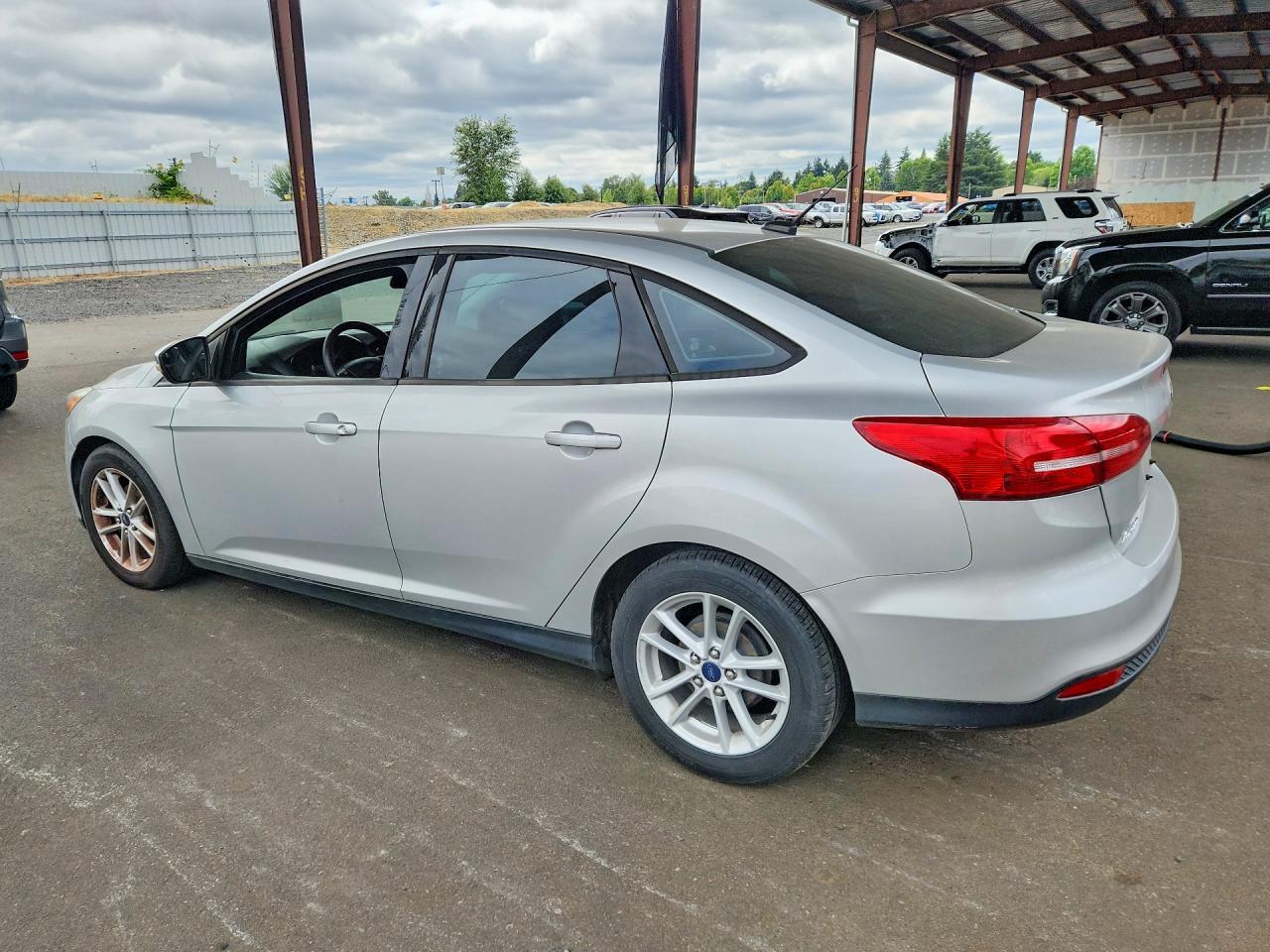 2015 FORD FOCUS SE — Фото 2 из 12