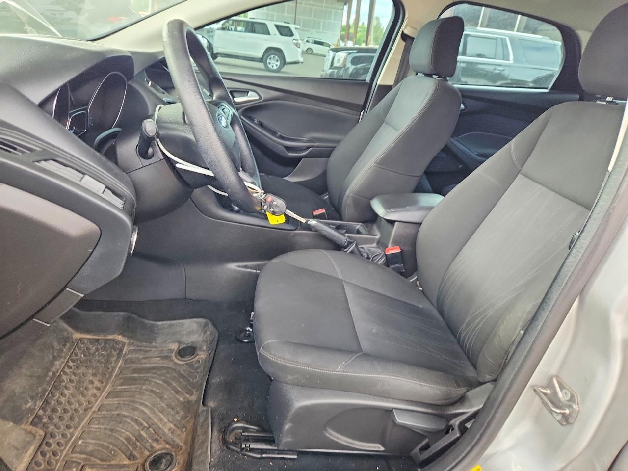 2015 FORD FOCUS SE — Фото 7 из 12
