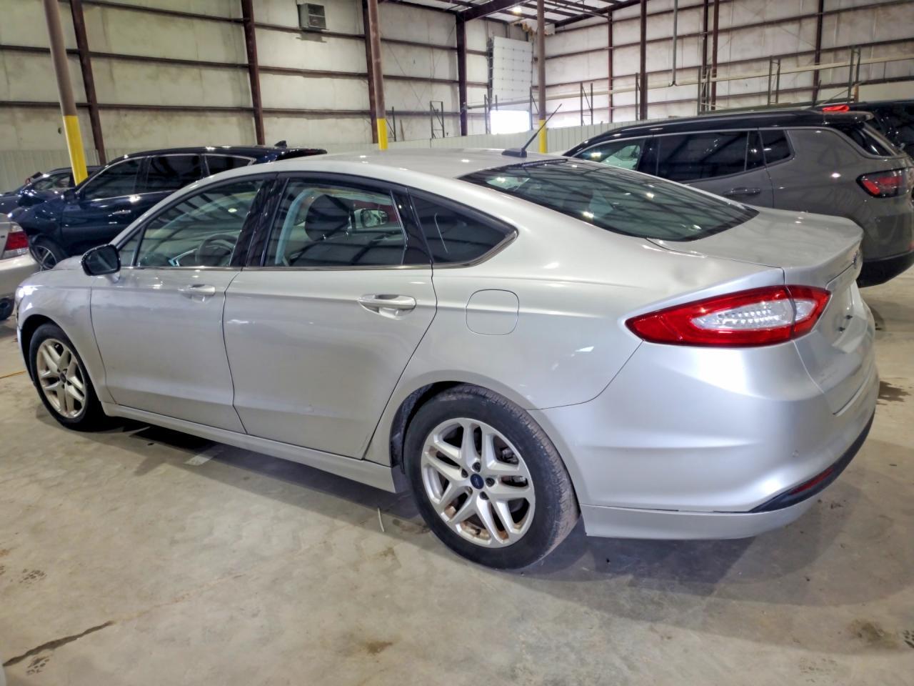 1FA6P0H76F5111967 2015 FORD FUSION photo no. 2