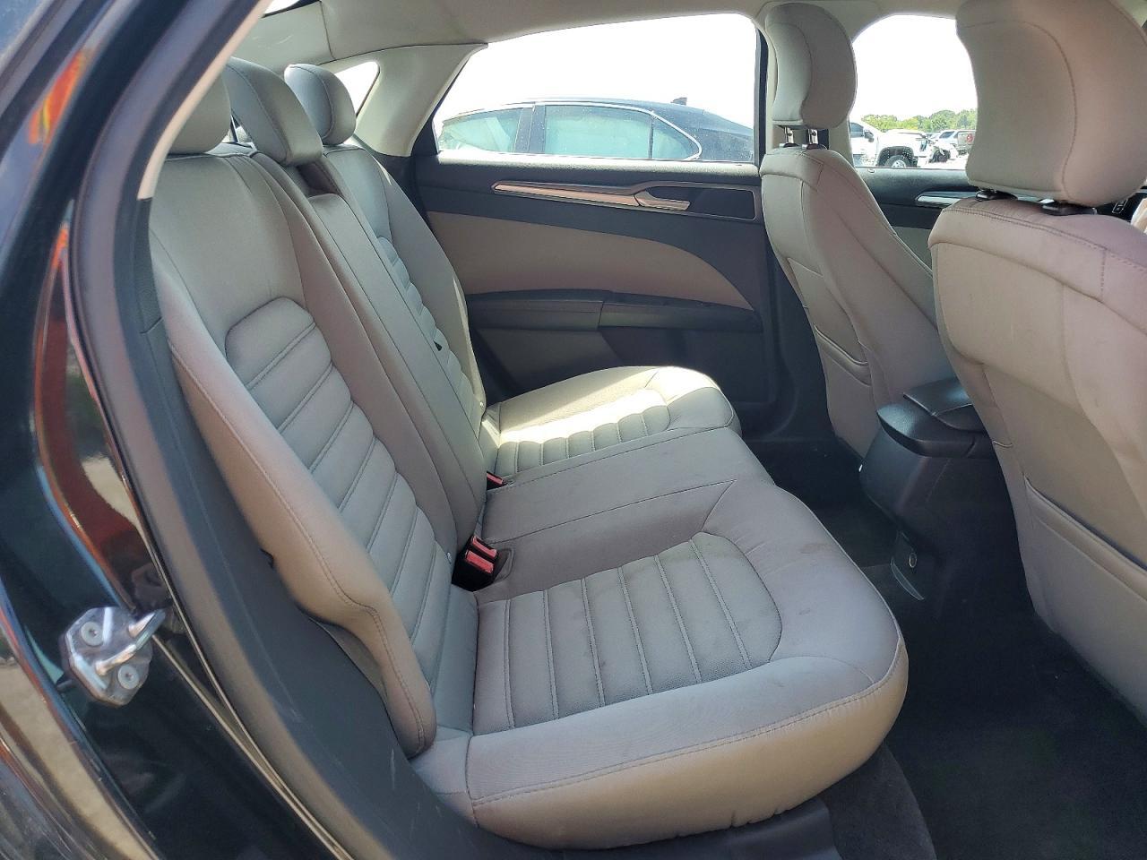 1FA6P0G73F5122894 2015 FORD FUSION photo no. 10