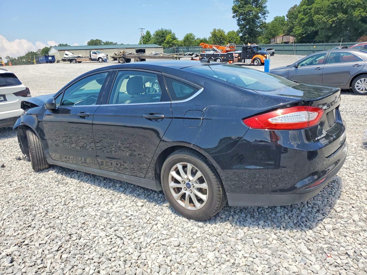 1FA6P0G73F5122894 2015 FORD FUSION photo no. 2