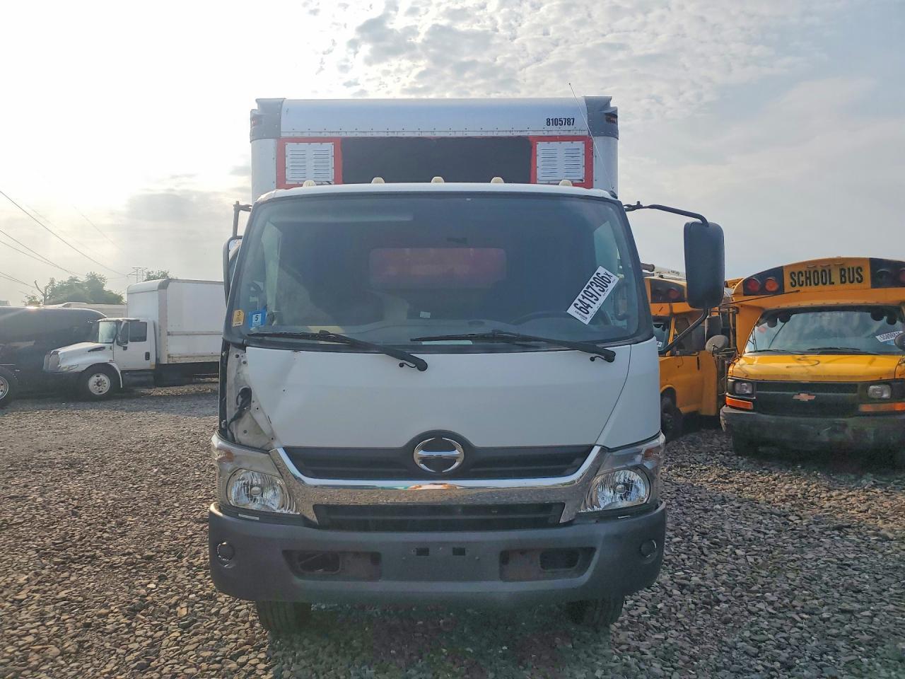 2018 HINO 195 BOX TRUCK — Фото 5 из 13