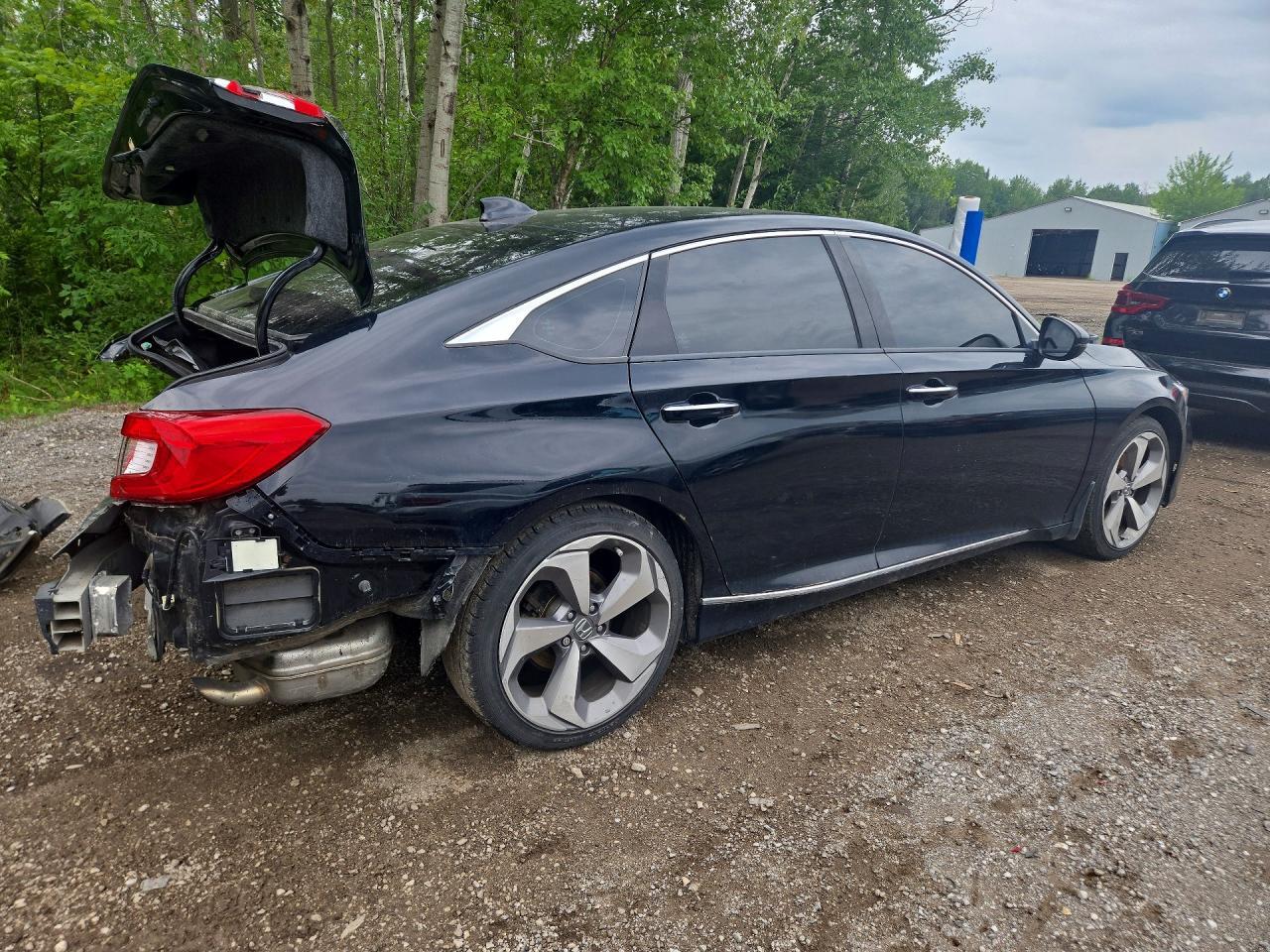 2018 HONDA ACCORD TOURING — Фото 3 из 13