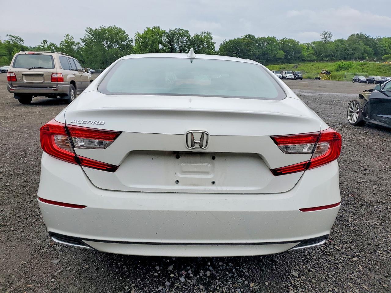2018 HONDA ACCORD EXL — Фото 6 из 12