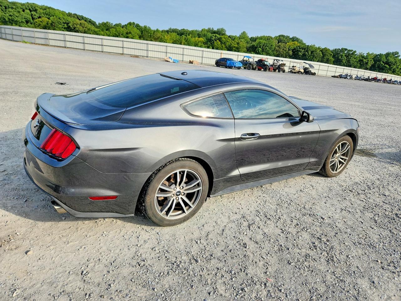1FA6P8TH3F5406569 2015 FORD MUSTANG photo no. 3