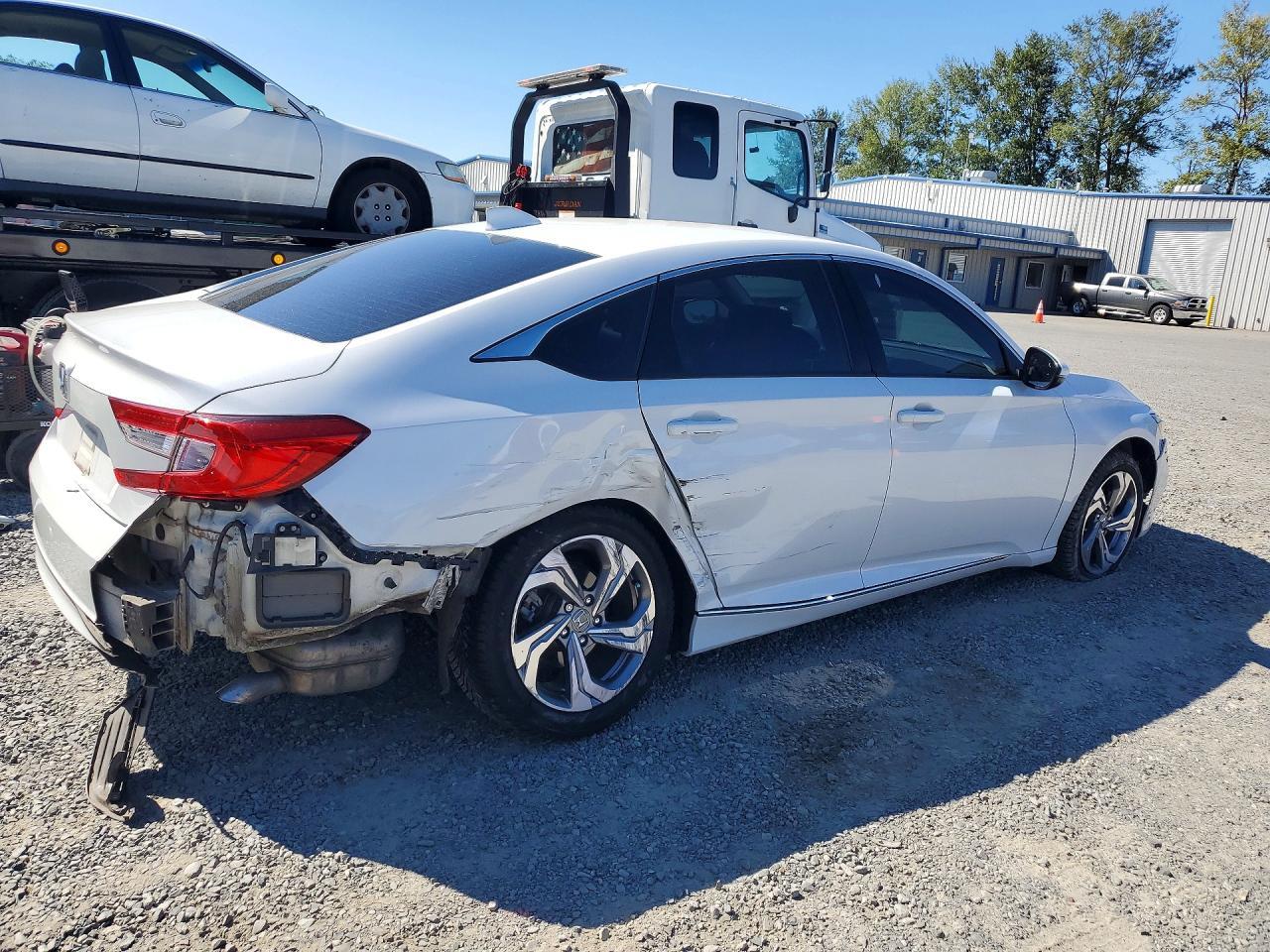 2018 HONDA ACCORD EXL — Фото 3 из 13