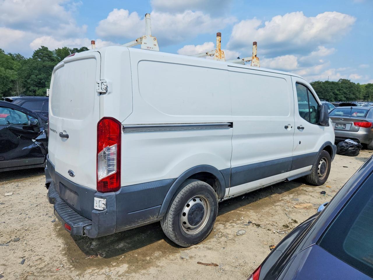 2015 FORD TRANSIT T-150 — Фото 3 из 13