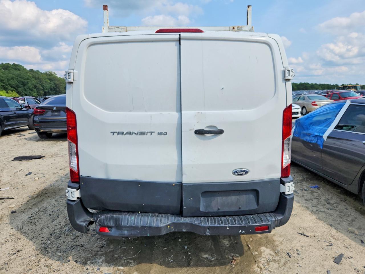 2015 FORD TRANSIT T-150 — Фото 6 из 13