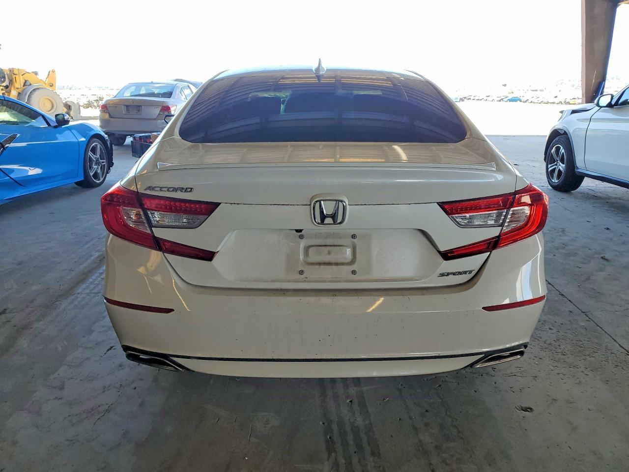 2018 HONDA ACCORD SPORT — Фото 6 из 12