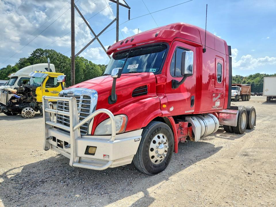 2015 FREIGHTLINER CASCADIA 113 3AKJGHDV2FSGA4432