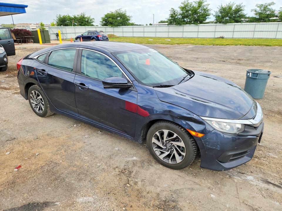 2018 HONDA CIVIC EX — Фото 4 из 12