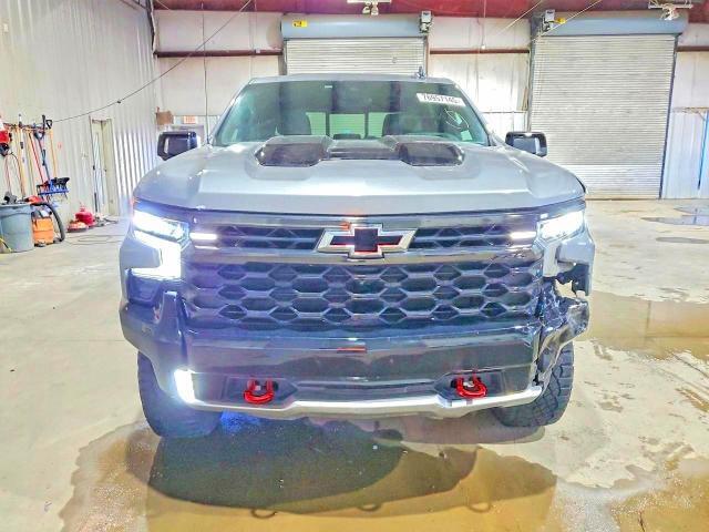 2024 CHEVROLET SILVERADO K1500 ZR2 — Фото 5 из 13