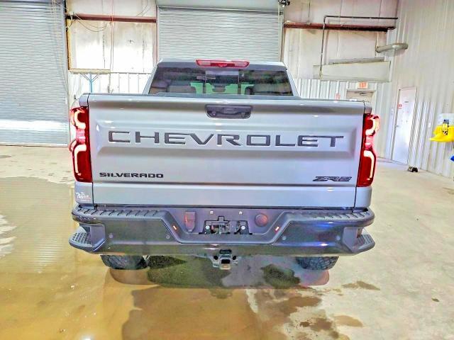 2024 CHEVROLET SILVERADO K1500 ZR2 — Фото 6 из 13