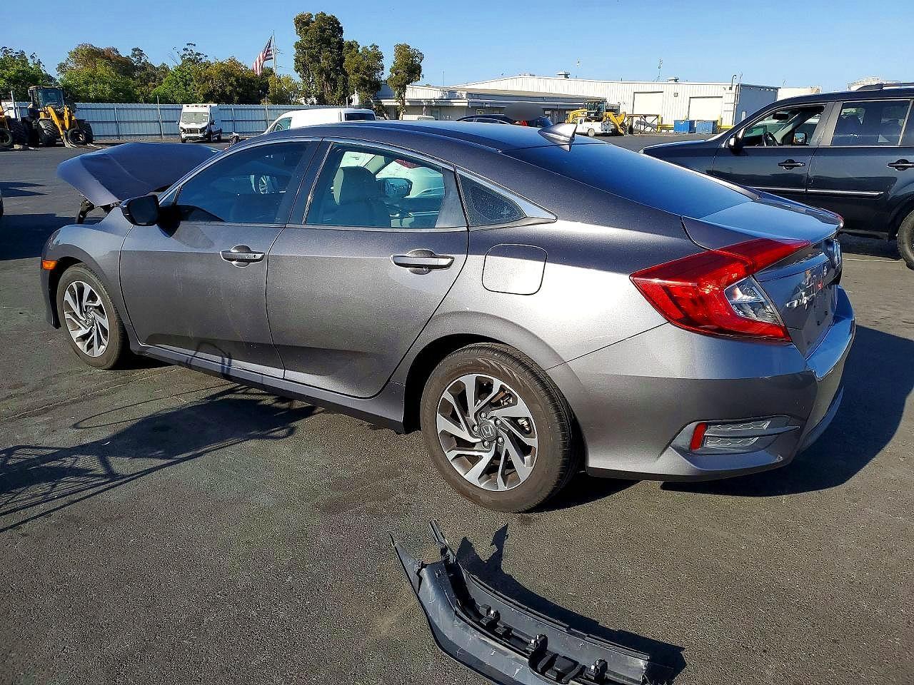 2018 HONDA CIVIC EX — Фото 2 из 13