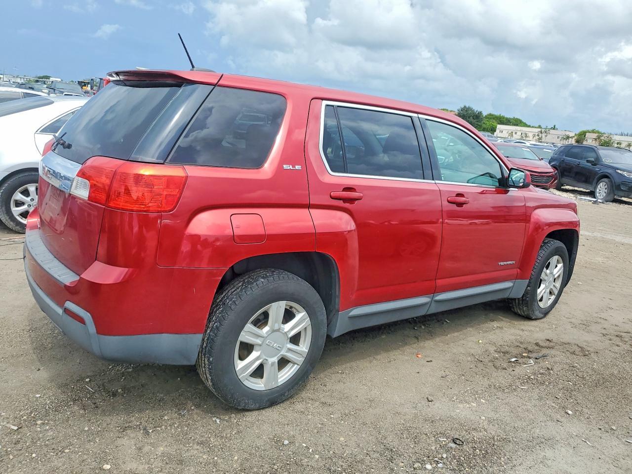 2015 GMC TERRAIN SLE — Фото 3 из 12