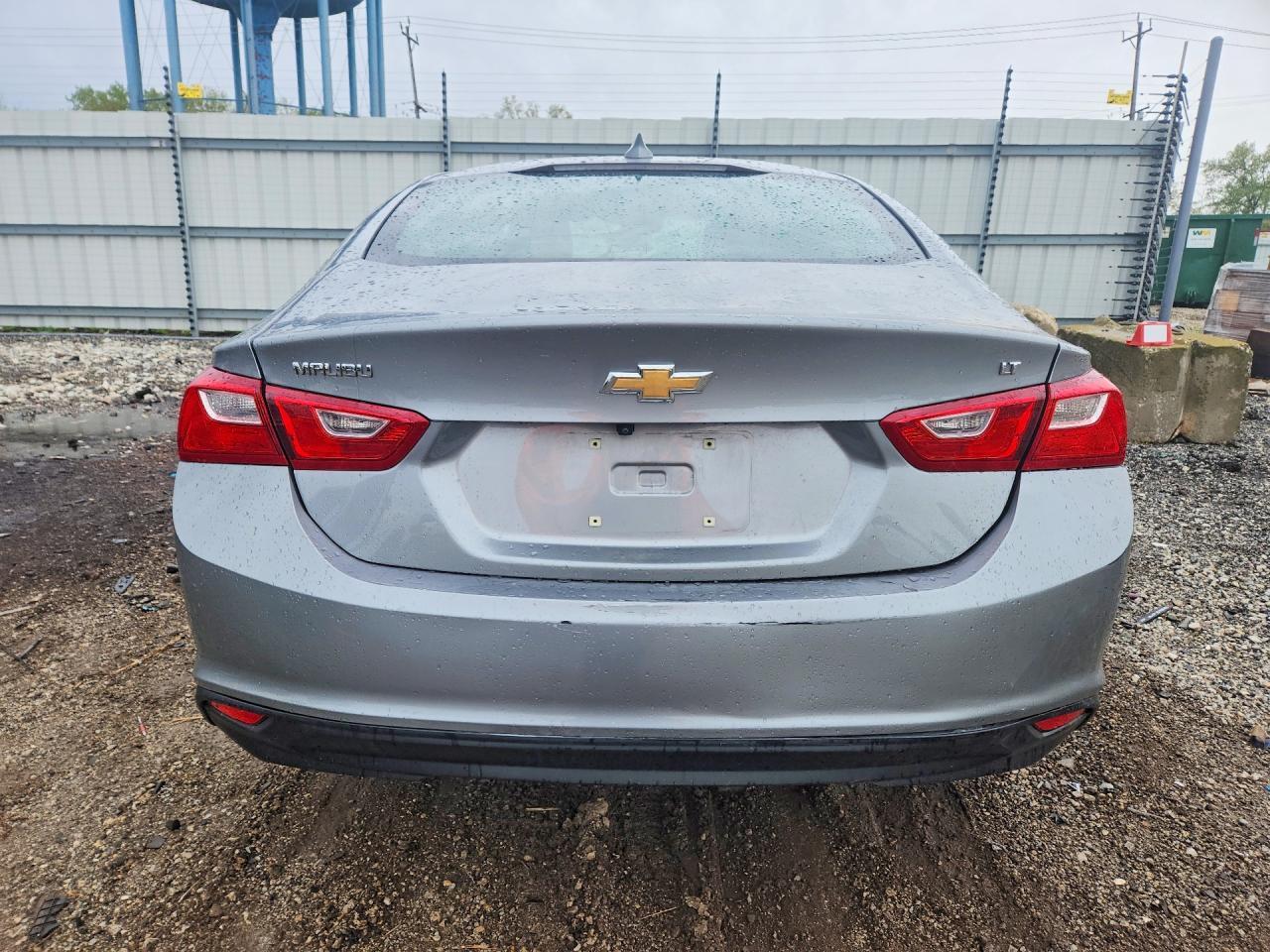 2023 CHEVROLET MALIBU — Фото 6 из 12