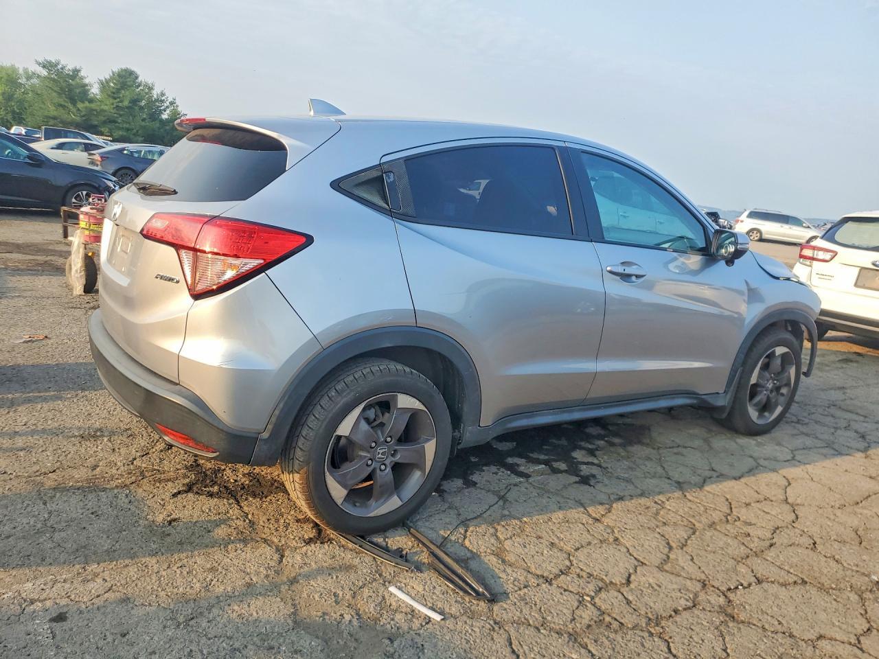 2018 HONDA HR-V EX — Фото 3 из 13
