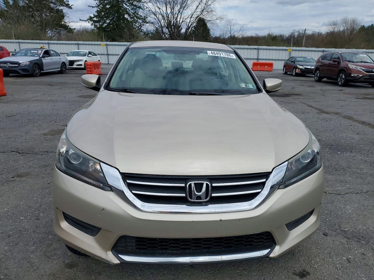 2015 HONDA ACCORD LX — Фото 5 из 12