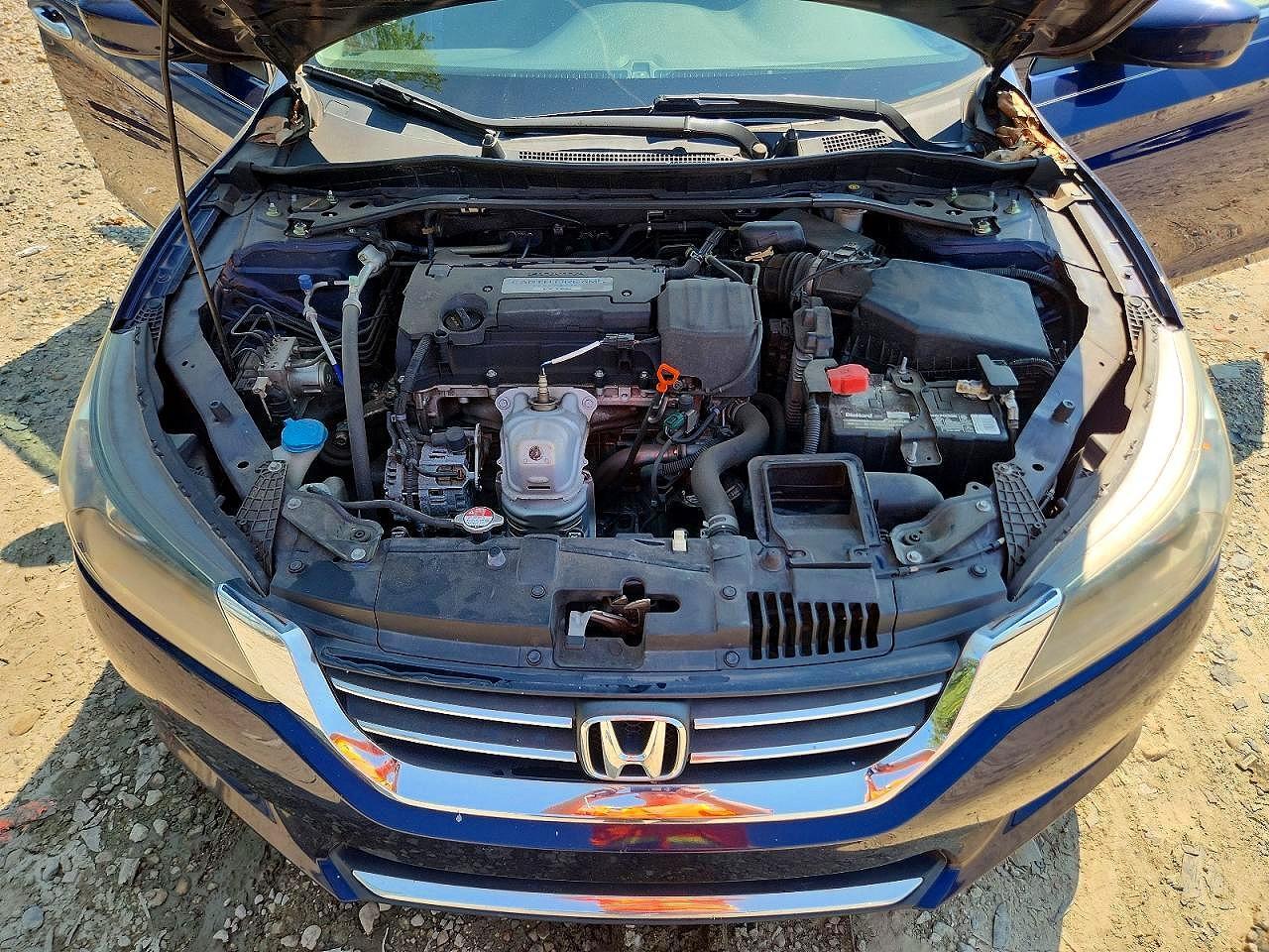 2015 HONDA ACCORD SPORT — Фото 11 из 13