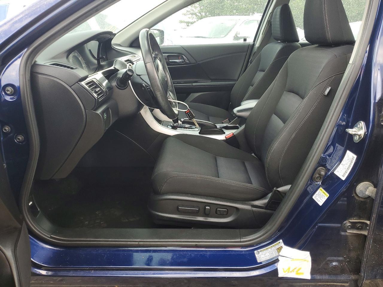 2015 HONDA ACCORD SPORT — Фото 7 из 13