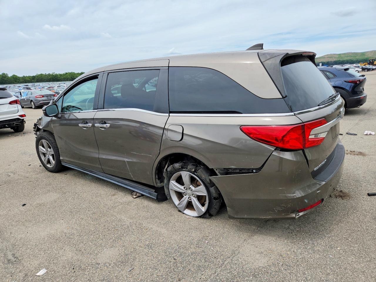 2018 HONDA ODYSSEY EXL — Фото 2 из 14