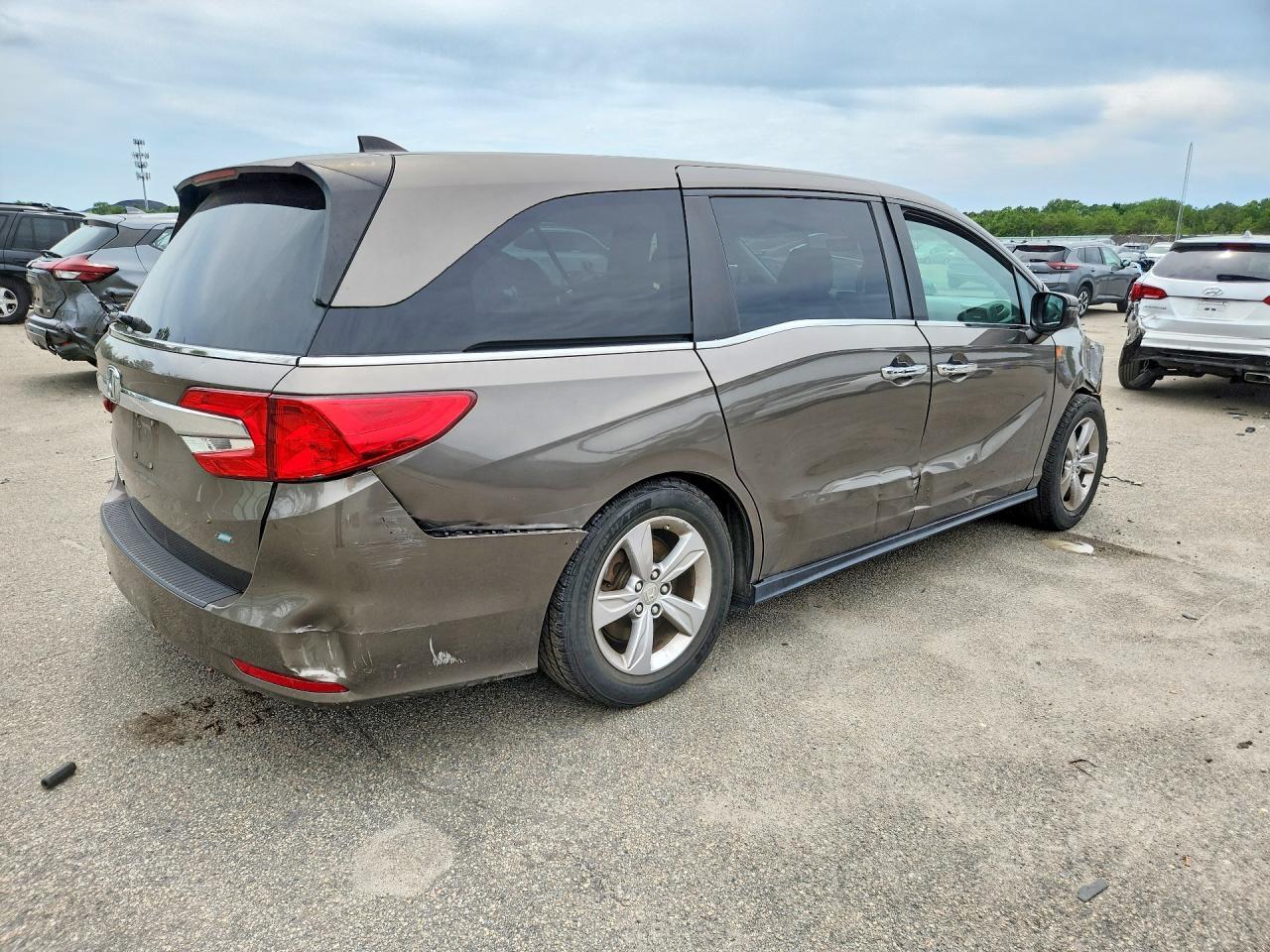 2018 HONDA ODYSSEY EXL — Фото 3 из 14