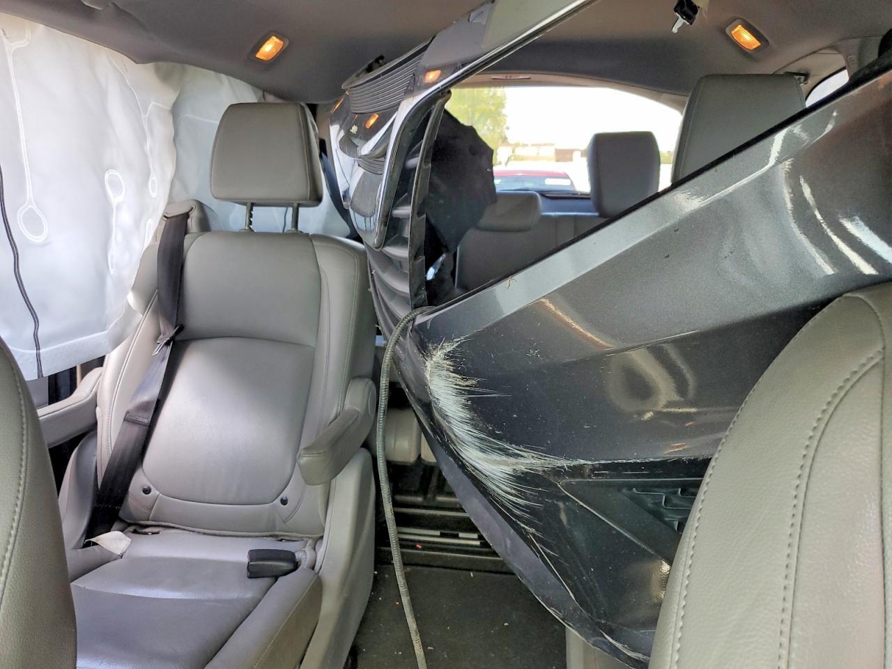 2018 HONDA ODYSSEY EXL — Фото 10 из 13