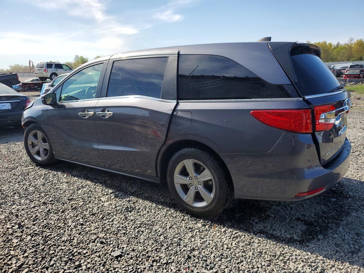 2018 HONDA ODYSSEY EXL — Фото 2 из 13