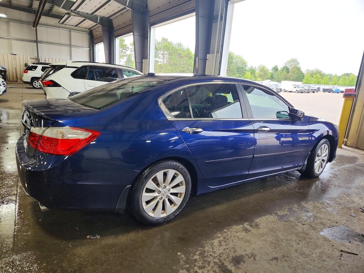 2015 HONDA ACCORD EXL — Фото 3 из 12