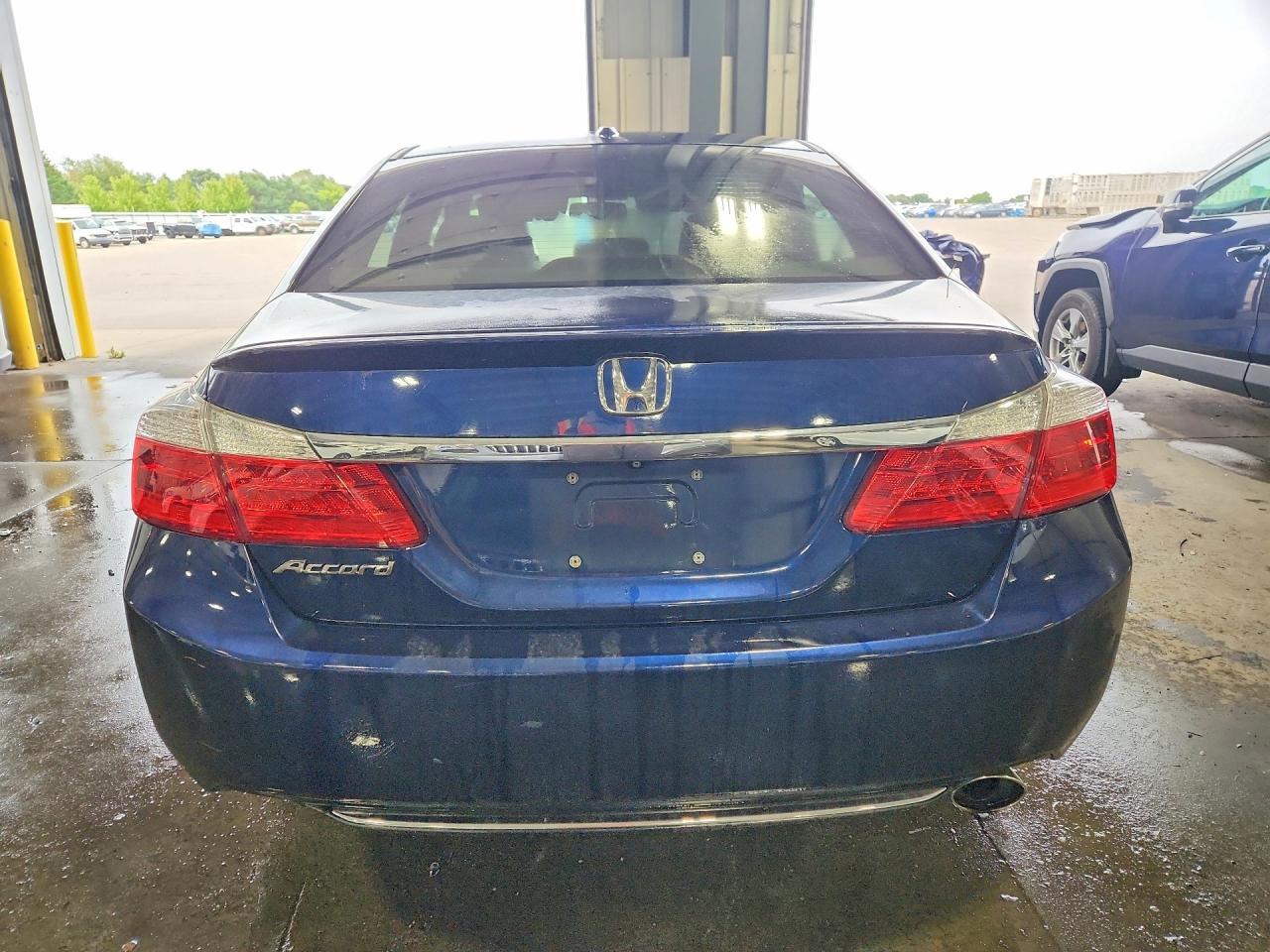 2015 HONDA ACCORD EXL — Фото 6 из 12