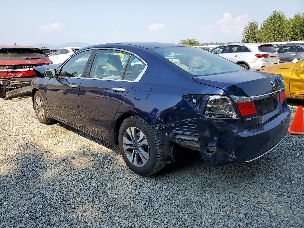 2015 HONDA ACCORD LX — Фото 2 из 13