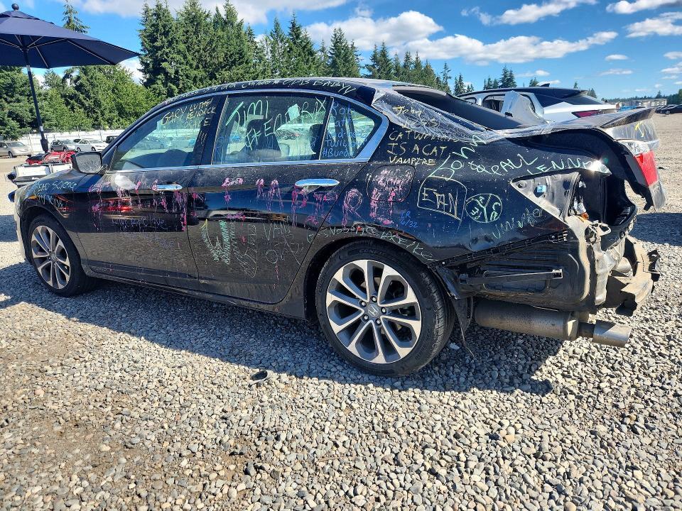 1HGCR2F50FA228585 2015 HONDA ACCORD photo no. 2