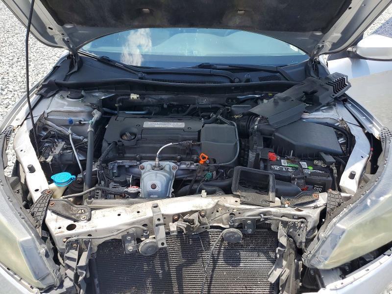 2015 HONDA ACCORD LX — Фото 11 из 13