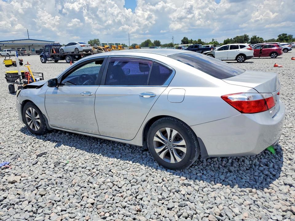2015 HONDA ACCORD LX — Фото 2 из 13
