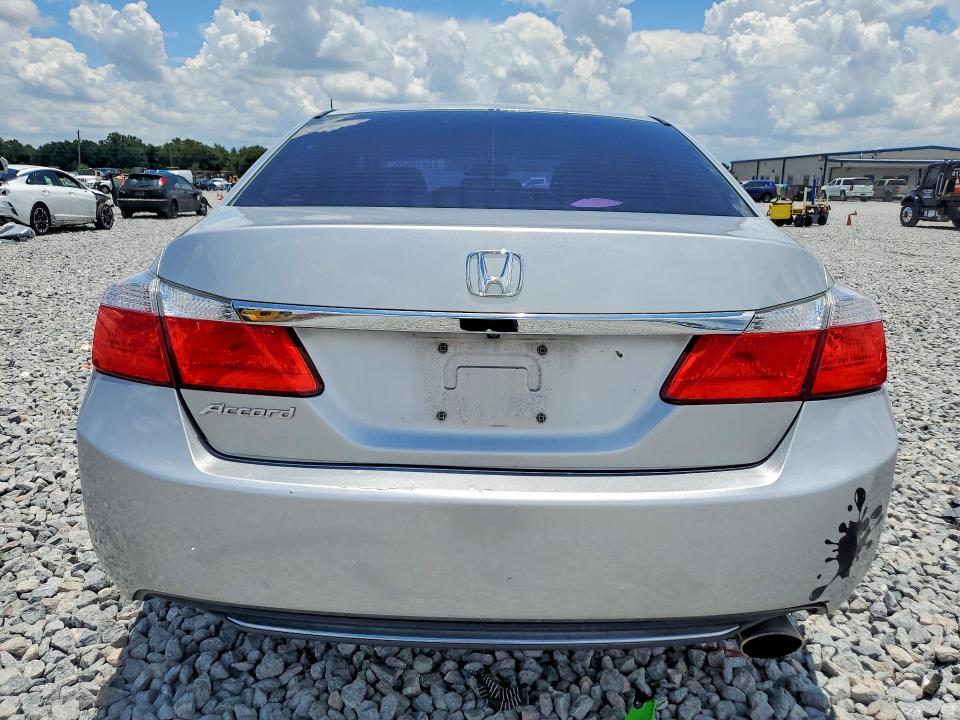 2015 HONDA ACCORD LX — Фото 6 из 13