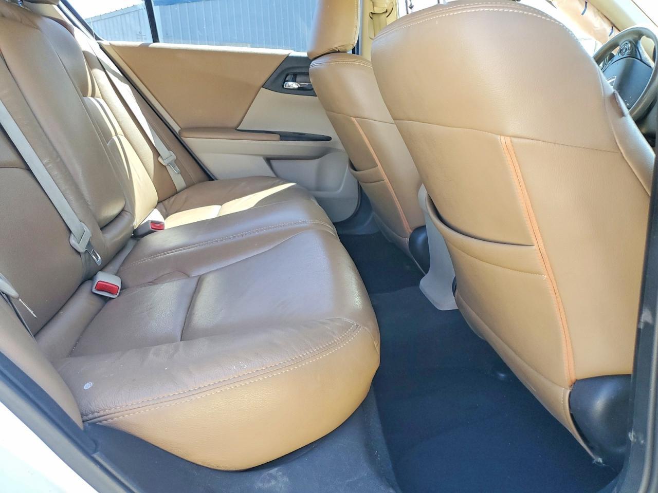 2015 HONDA ACCORD LX — Фото 10 из 13