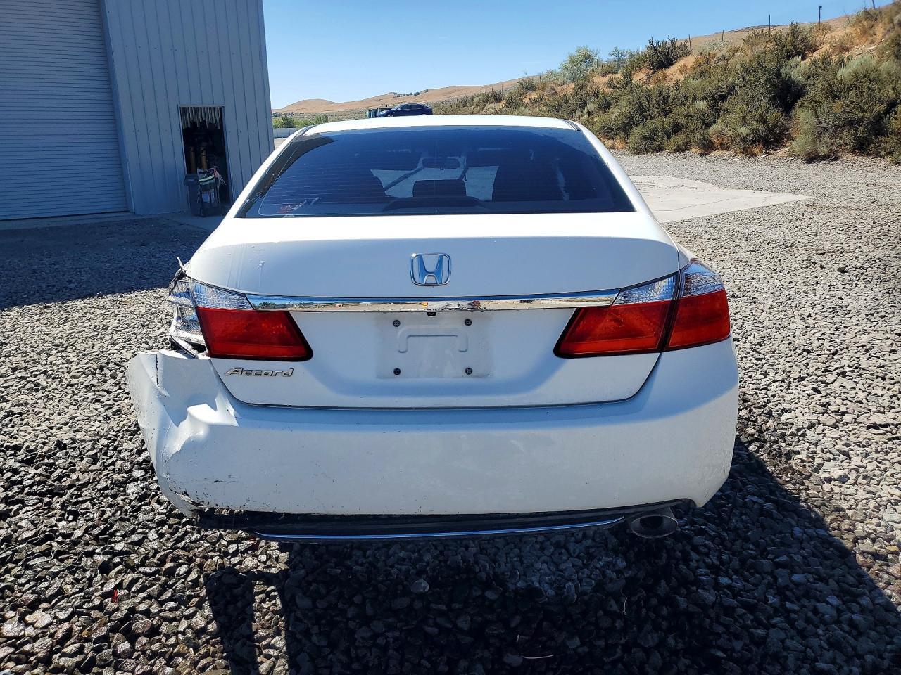 2015 HONDA ACCORD LX — Фото 6 из 13