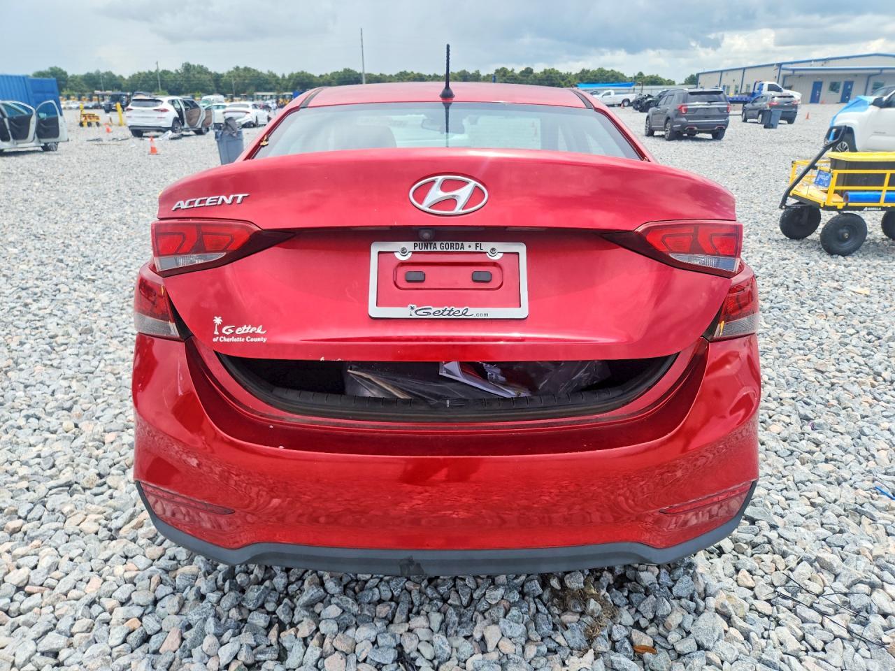 2018 HYUNDAI ACCENT SE — Фото 6 из 12