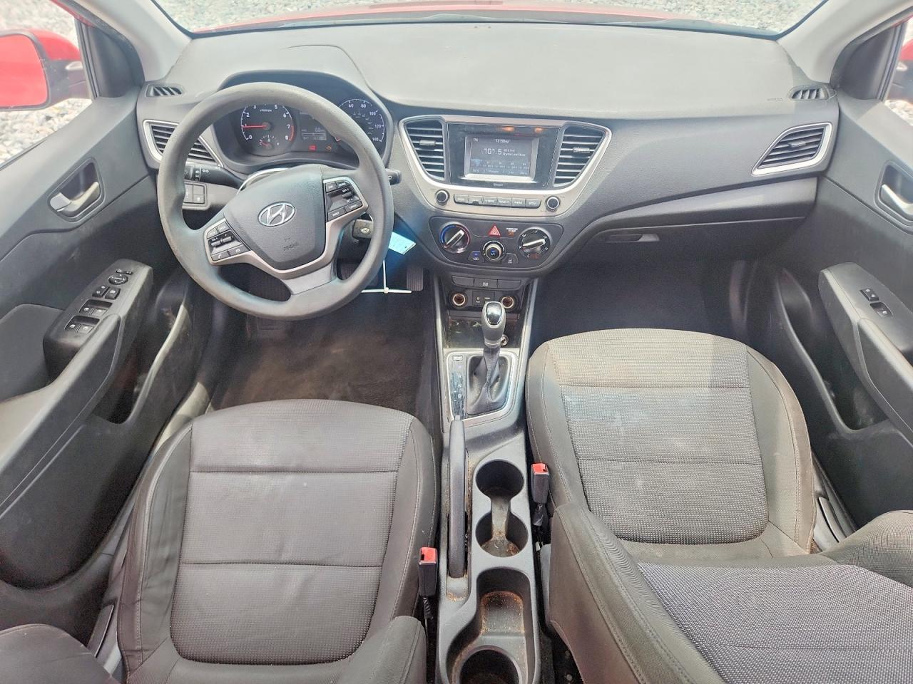 2018 HYUNDAI ACCENT SE — Фото 8 из 12