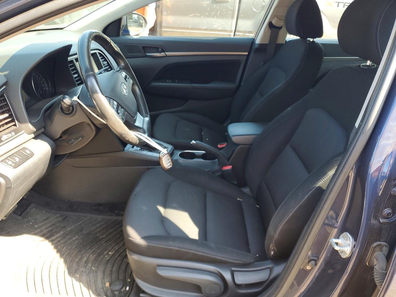 2018 HYUNDAI ELANTRA SEL — Фото 7 из 12
