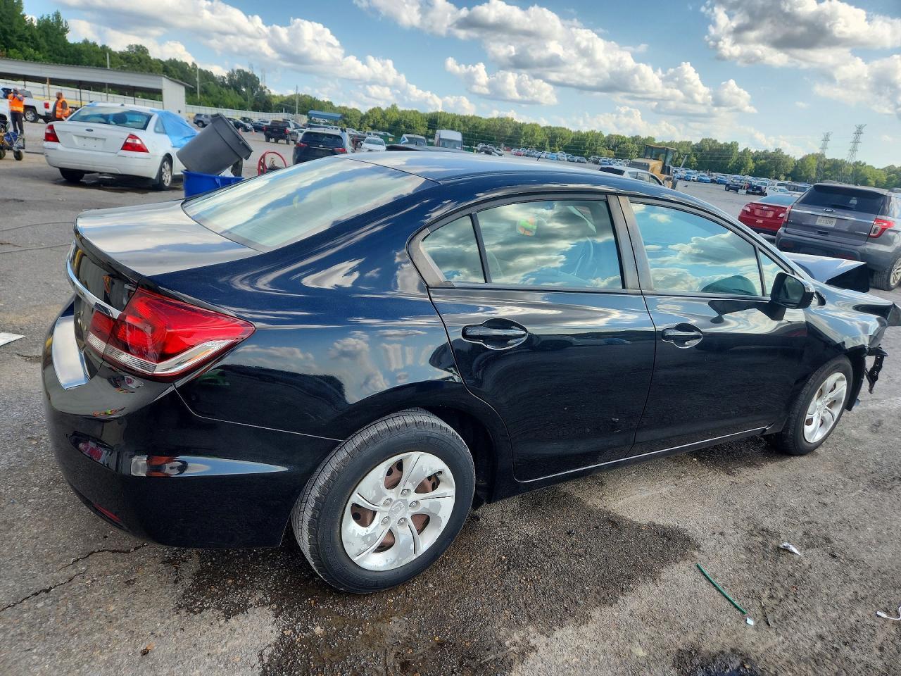 19XFB2F53FE079828 2015 HONDA CIVIC photo no. 3
