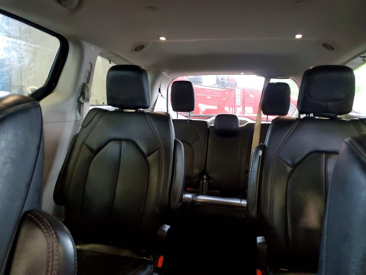 2023 CHRYSLER PACIFICA TOURING L PLUS — Фото 10 из 14