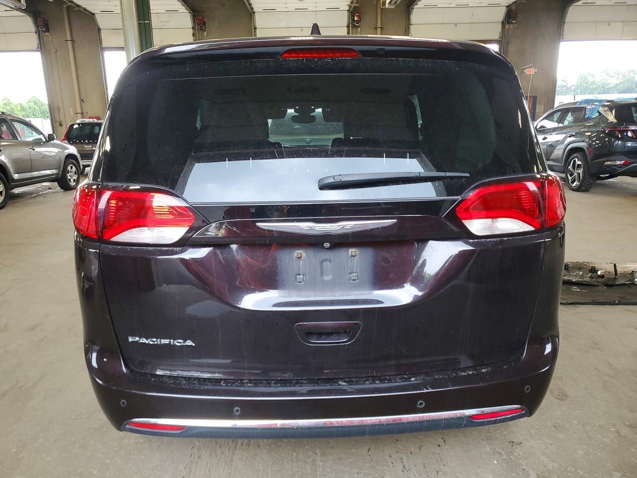 2023 CHRYSLER PACIFICA TOURING L PLUS — Фото 6 из 14