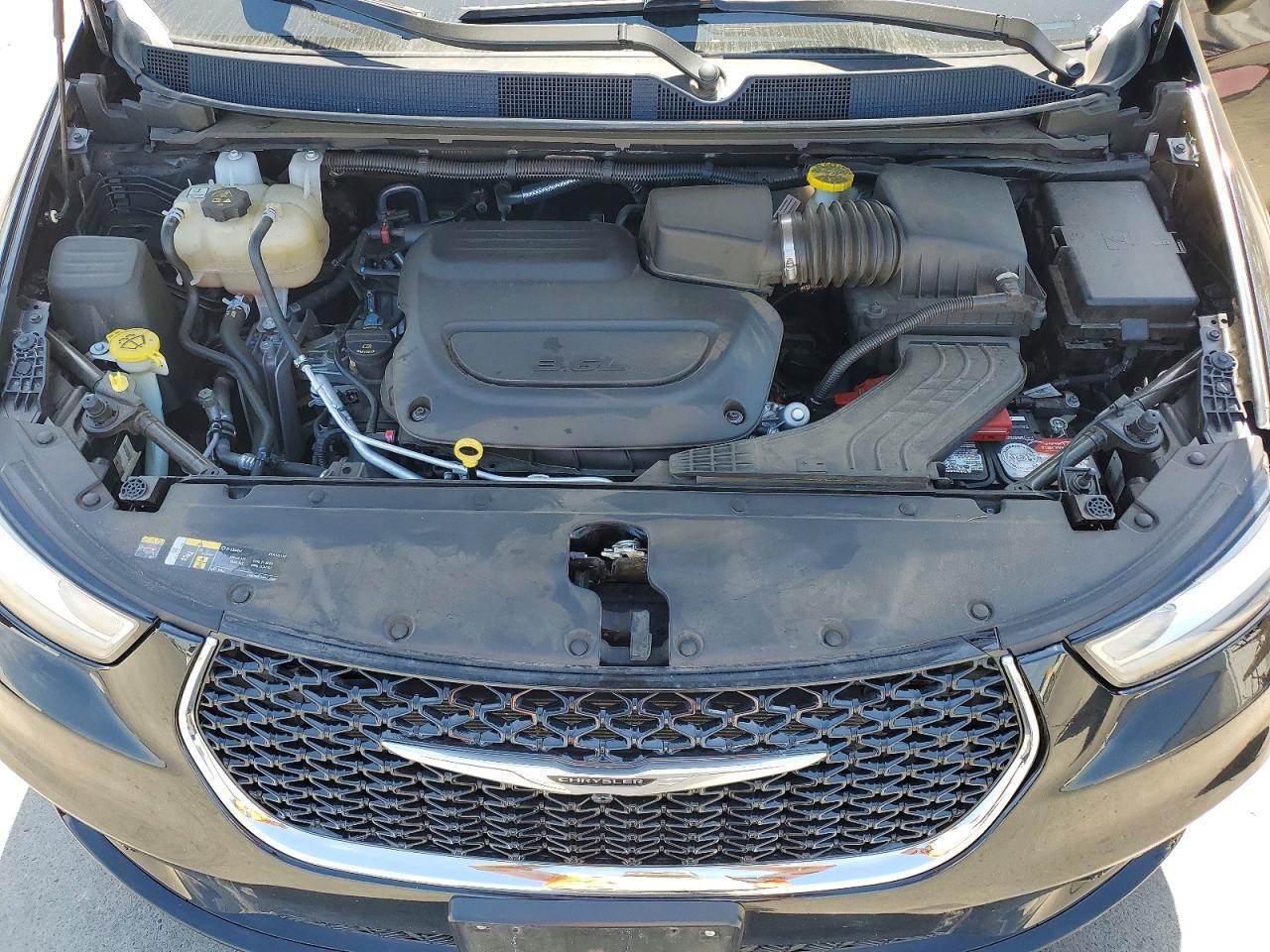 2023 CHRYSLER PACIFICA TOURING L — Фото 12 из 13