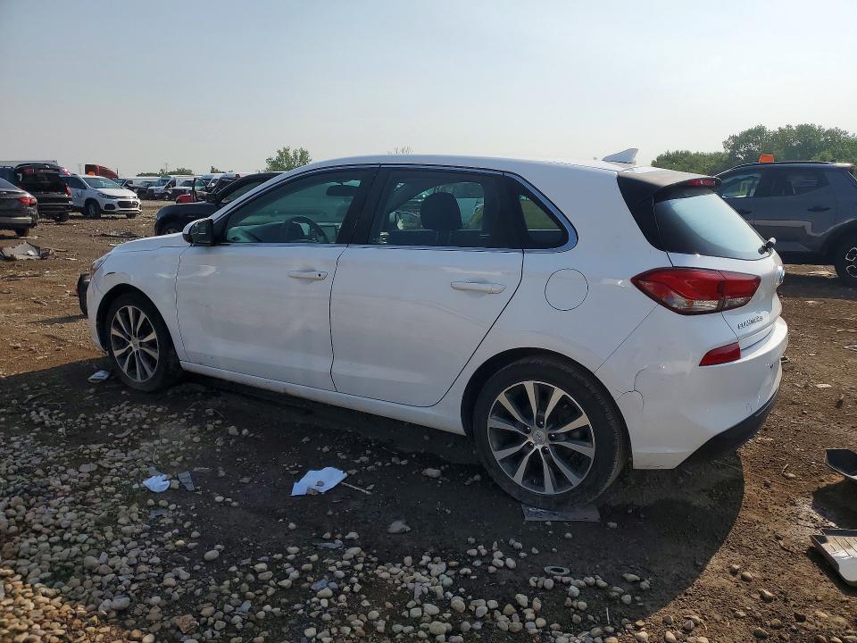 KMHH35LE7JU054870 2018 HYUNDAI ELANTRA GT photo no. 2