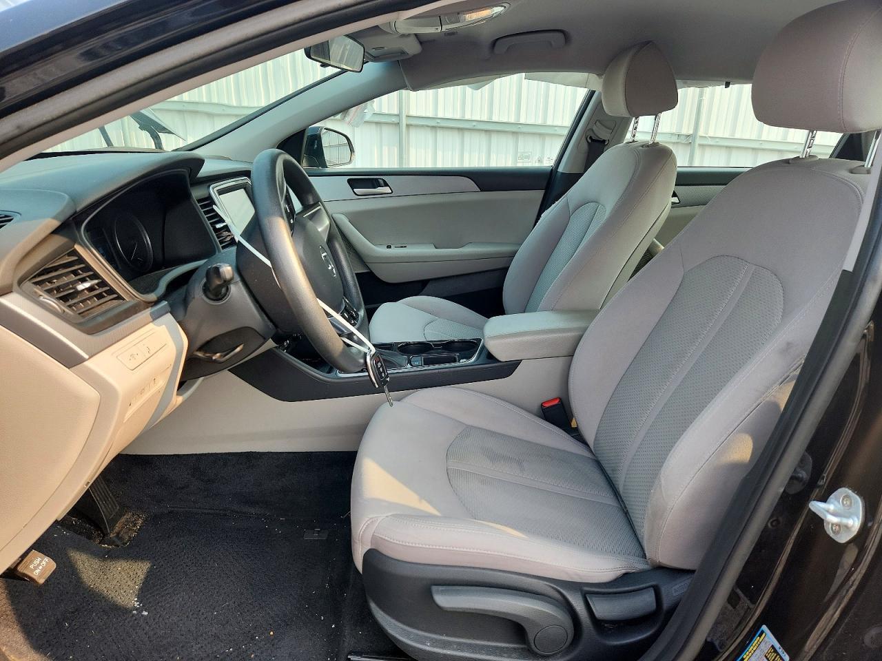 2018 HYUNDAI SONATA SE — Фото 7 из 12