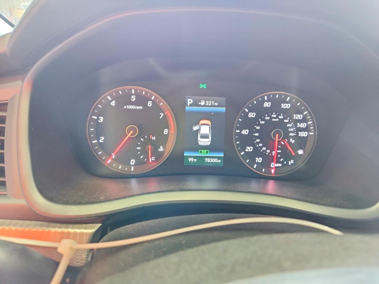 2018 HYUNDAI SONATA LIMITED 2.0T — Фото 9 из 12