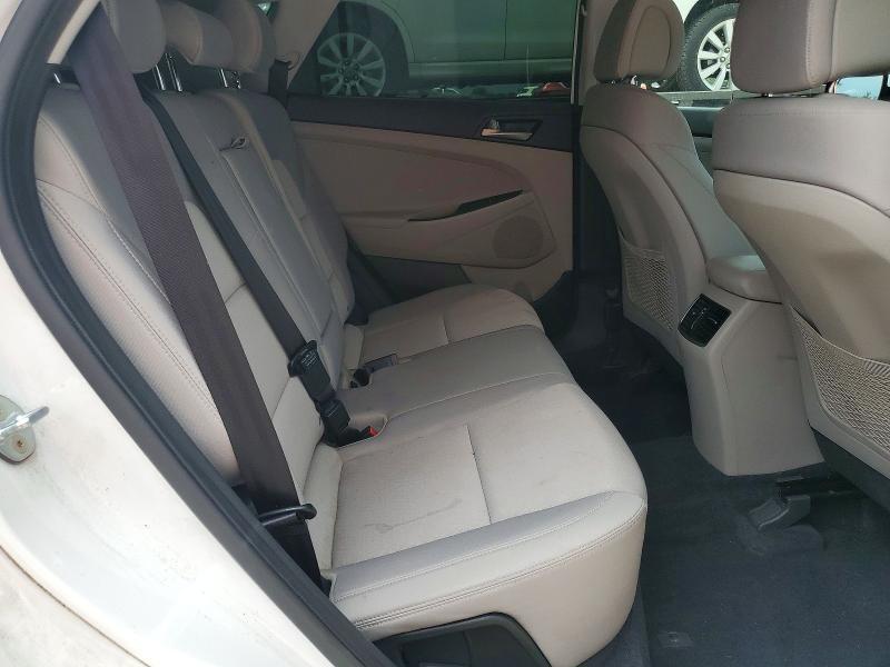 2018 HYUNDAI TUCSON VALUE — Фото 11 из 13